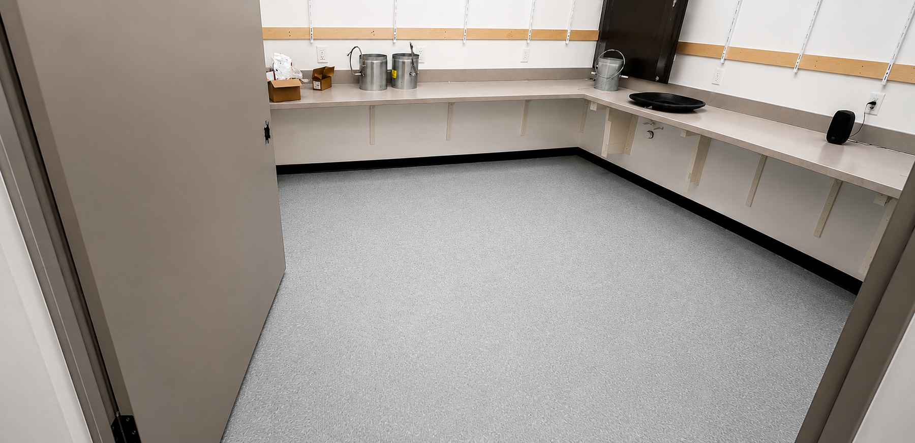 LVT Flooring Luxury Vinyl Tile - Remodeling And Solutions WAN